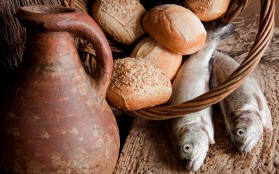 Miracles of Jesus: loves and fishes