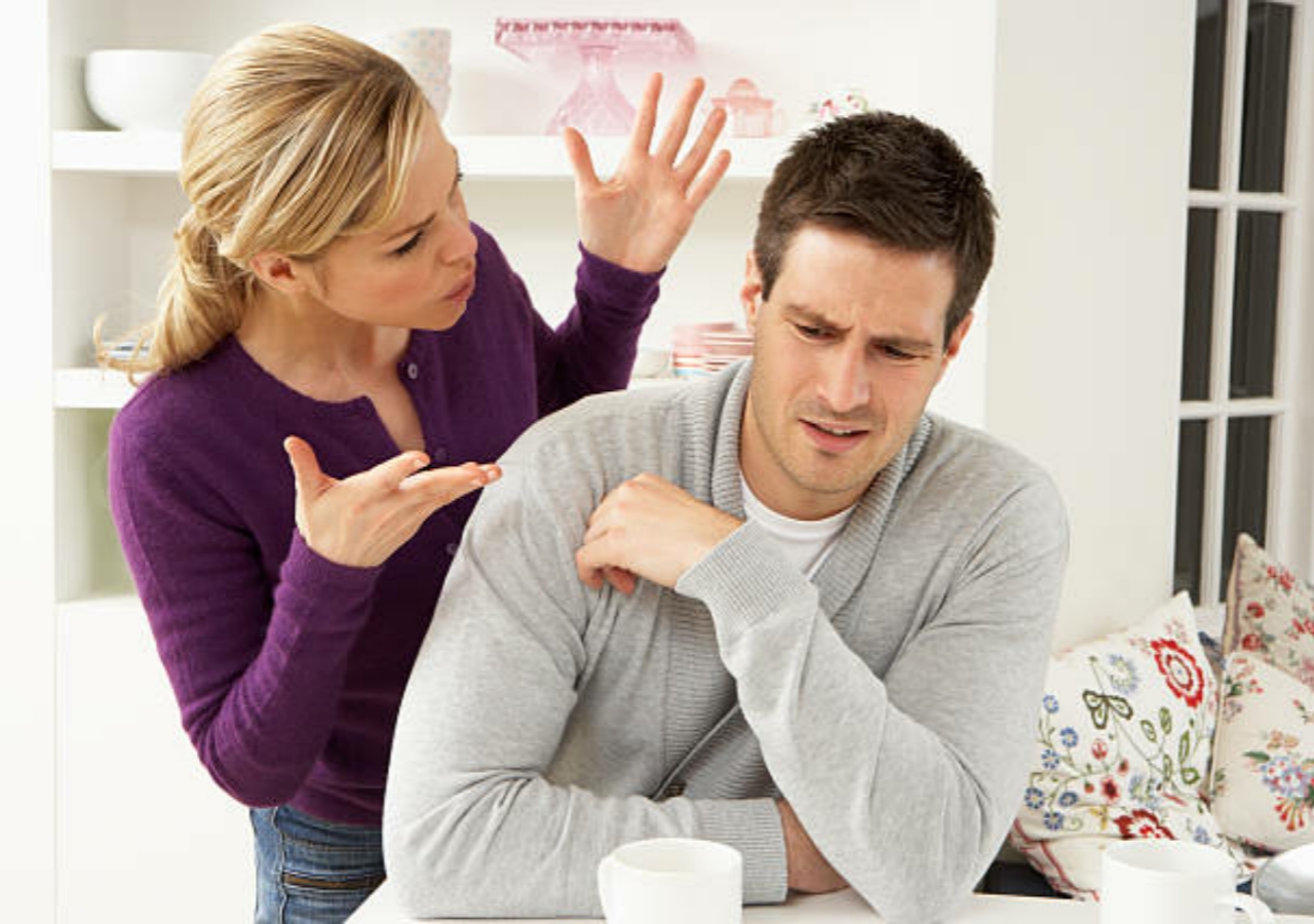 15 warning signs of a toxic wife in a relationship