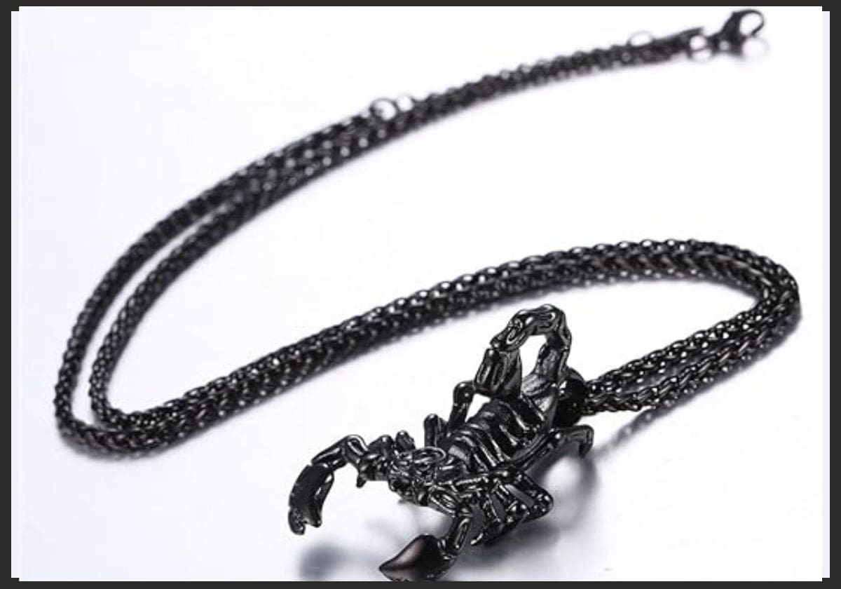 U7 Punk Necklaces Stainless Steel 18K Gold Plated Large Hip Hop Dagger/Knife/Sword/Steampunk Gear/Large Razor Blade Pendant Necklace for Men Women, Chain 22-24 Inches
