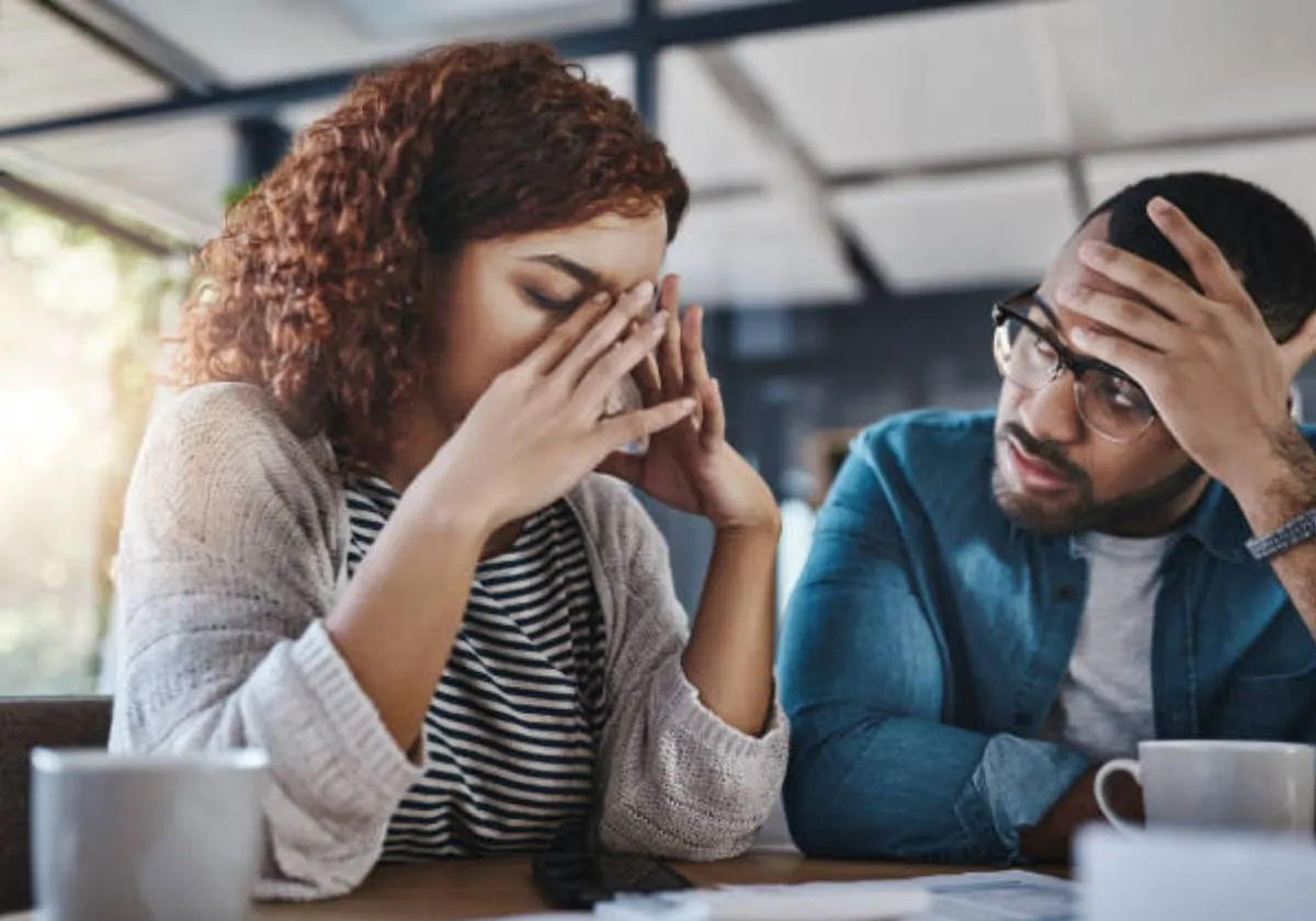 signs your spouse is hiding something from you